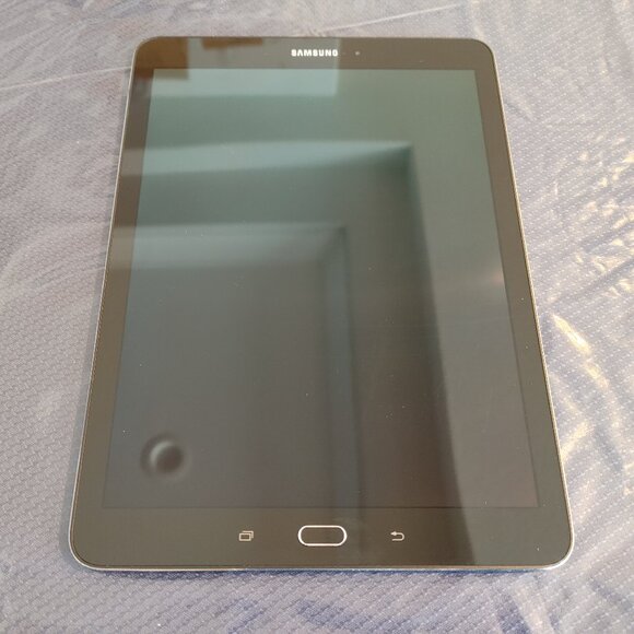 Samsung Galaxy Tablet S2 Model: SM-T810 64GB 9.7" color: Black - Picture 1 of 2